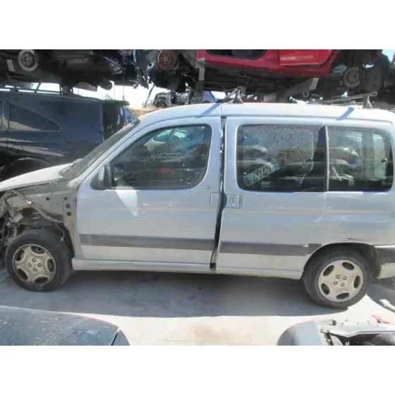 PEUGEOT PARTNER (S1) '2001 BREAK AZUL