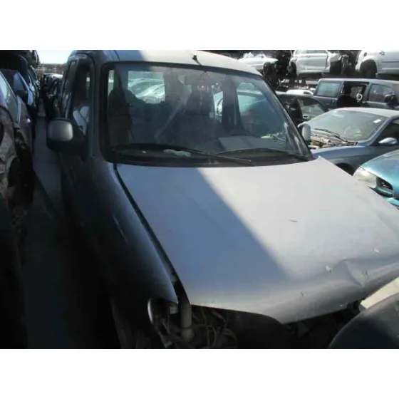 PEUGEOT PARTNER (S1) '2001 BREAK AZUL