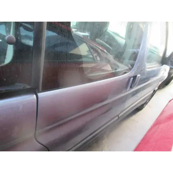 PEUGEOT PARTNER (S1) '2001 BREAK AZUL