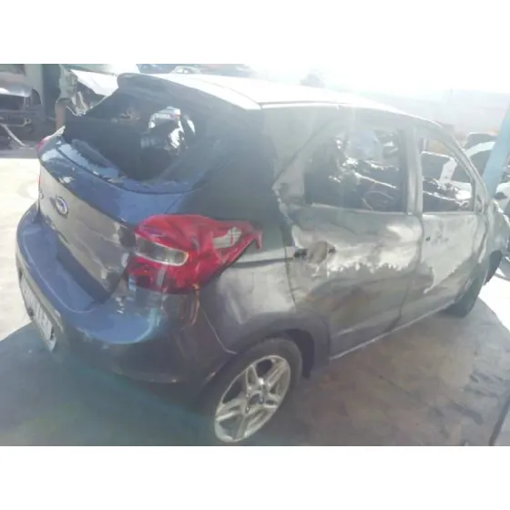 FORD KA+ '2017 BLACK / WHITE QUEMADO