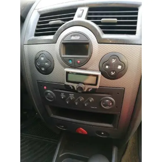 RENAULT MEGANE II BERLINA 5P '2004 CONFORT AUTHENTIQUE NEGRO