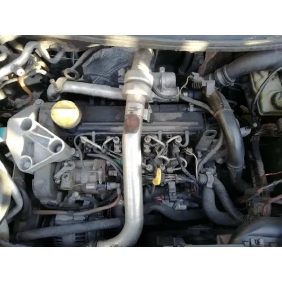 RENAULT MEGANE II BERLINA 5P '2004 CONFORT AUTHENTIQUE NEGRO