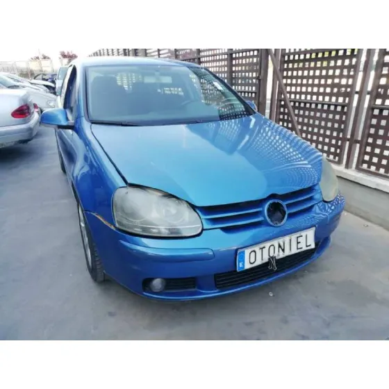 VOLKSWAGEN GOLF V BERLINA (1K1) '2004 1.9 TDI AZUL