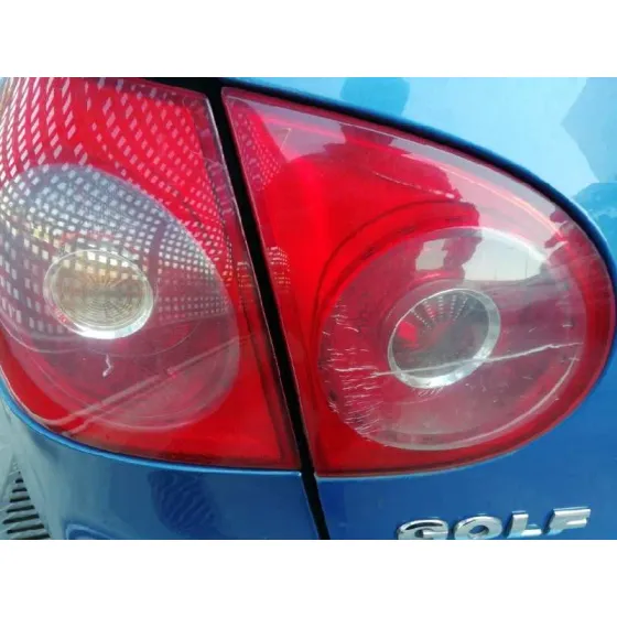 VOLKSWAGEN GOLF V BERLINA (1K1) '2004 1.9 TDI AZUL