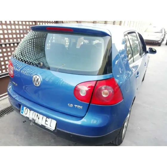 VOLKSWAGEN GOLF V BERLINA (1K1) '2004 1.9 TDI AZUL