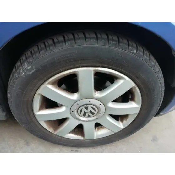 VOLKSWAGEN GOLF V BERLINA (1K1) '2004 1.9 TDI AZUL