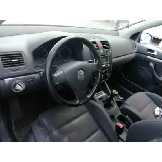 VOLKSWAGEN GOLF V BERLINA (1K1) '2004 1.9 TDI AZUL