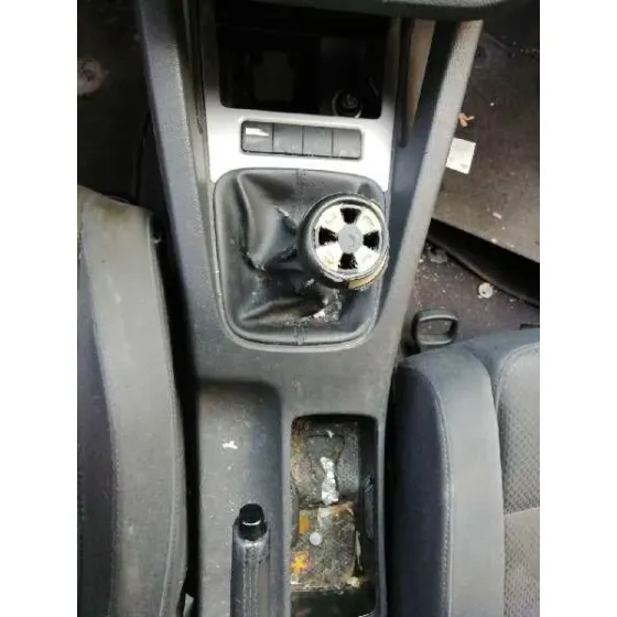 VOLKSWAGEN GOLF V BERLINA (1K1) '2004 1.9 TDI AZUL