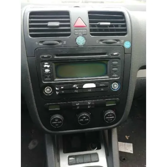 VOLKSWAGEN GOLF V BERLINA (1K1) '2004 1.9 TDI AZUL