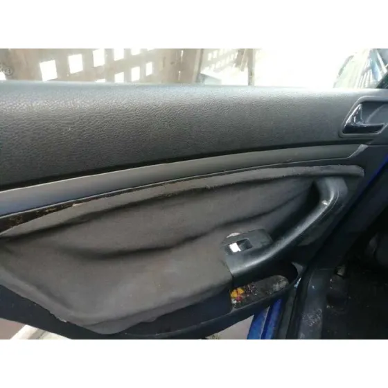 VOLKSWAGEN GOLF V BERLINA (1K1) '2004 1.9 TDI AZUL