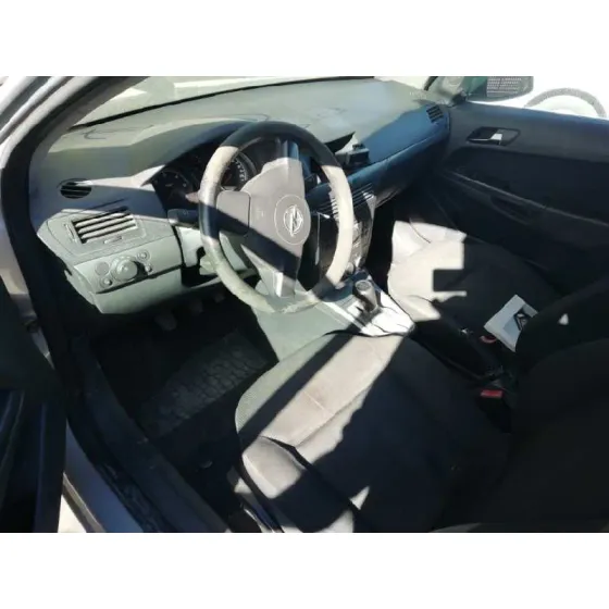 OPEL ASTRA H BERLINA '2006 ESSENTIA GRIS