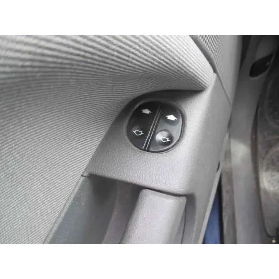 FORD FIESTA (CBK) '2003 AMBIENTE AZUL