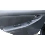 TOYOTA COROLLA (E12) TOYOTA COROLLA (E12) '2006 2.0 D-4D SOL SEDAN PLATA 2001