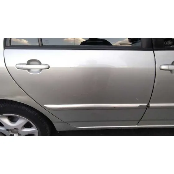 TOYOTA COROLLA (E12) '2006 2.0 D-4D SOL SEDAN PLATA
