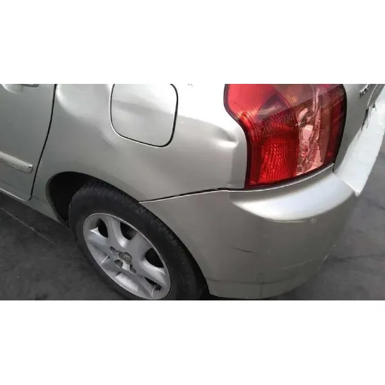 TOYOTA COROLLA (E12) '2006 2.0 D-4D SOL SEDAN PLATA