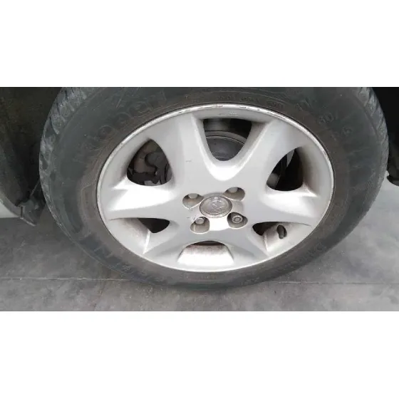 TOYOTA COROLLA (E12) '2006 2.0 D-4D SOL SEDAN PLATA