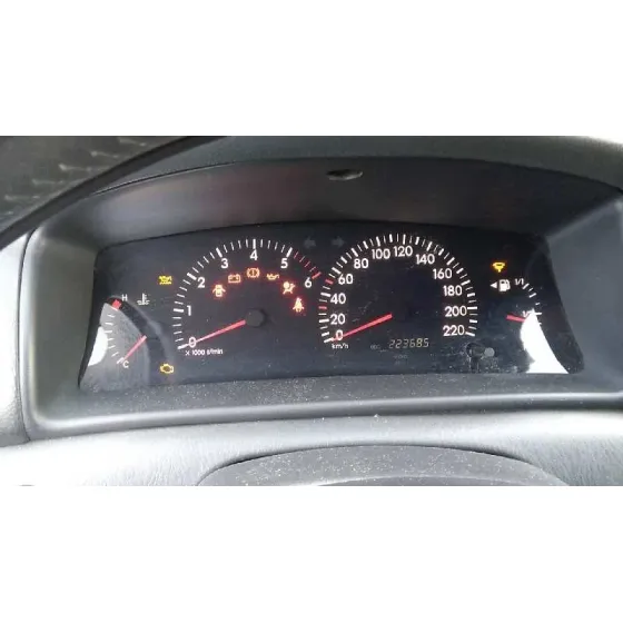 TOYOTA COROLLA (E12) '2006 2.0 D-4D SOL SEDAN PLATA