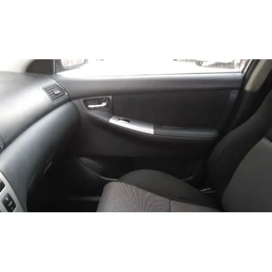 TOYOTA COROLLA (E12) '2006 2.0 D-4D SOL SEDAN PLATA