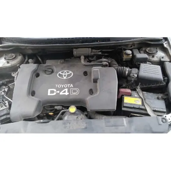 TOYOTA COROLLA (E12) '2006 2.0 D-4D SOL SEDAN PLATA