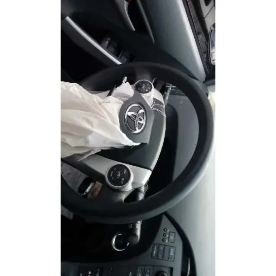 TOYOTA PRIUS (NHW30) '2012 ADVANCE PLATA