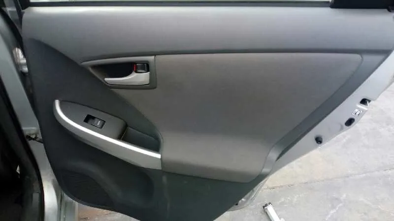 TOYOTA PRIUS (NHW30) '2012 ADVANCE PLATA