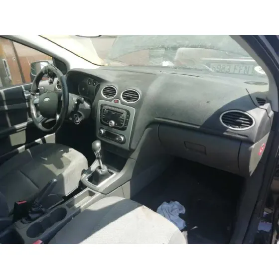 FORD FOCUS BERLINA (CAP) '2007 AMBIENTE (D) NEGRO