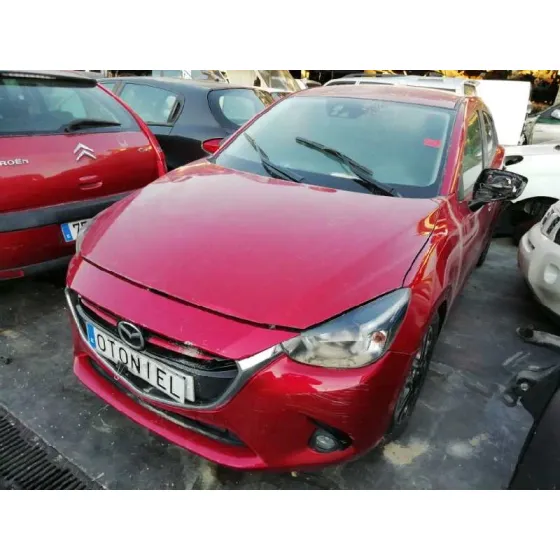 MAZDA 2 LIM. () '2015 EXCLUSIVE-LINE ROJO