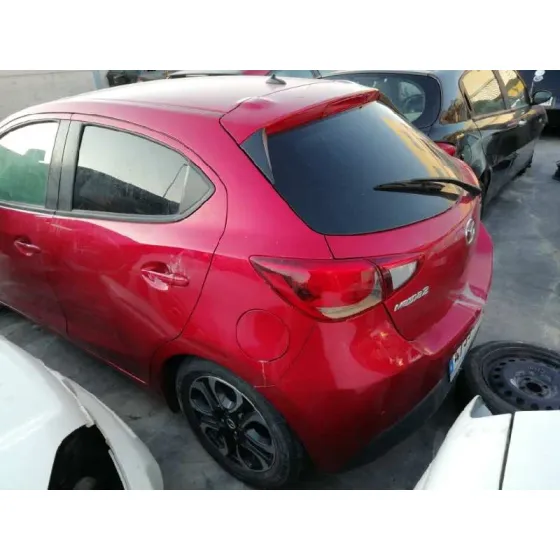 MAZDA 2 LIM. () '2015 EXCLUSIVE-LINE ROJO