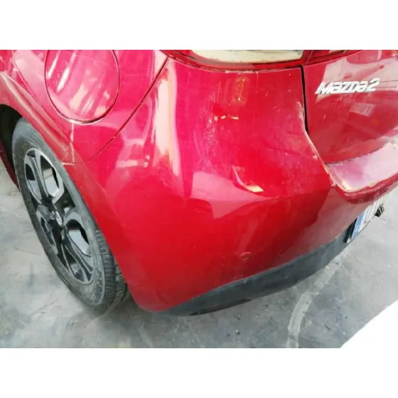 MAZDA 2 LIM. () '2015 EXCLUSIVE-LINE ROJO