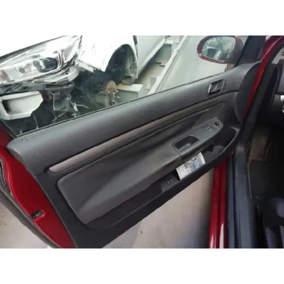 VOLKSWAGEN GOLF V BERLINA (1K1) '2004 HIGHLINE ROJO
