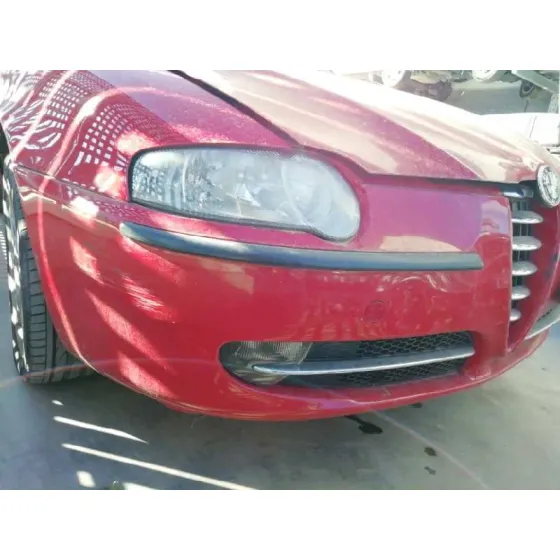 ALFA ROMEO 147 (190) '2004 1.9 JTD DISTINCTIVE ROJO