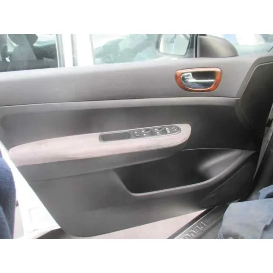 PEUGEOT 307 (S1) '2001 XT BLANCO