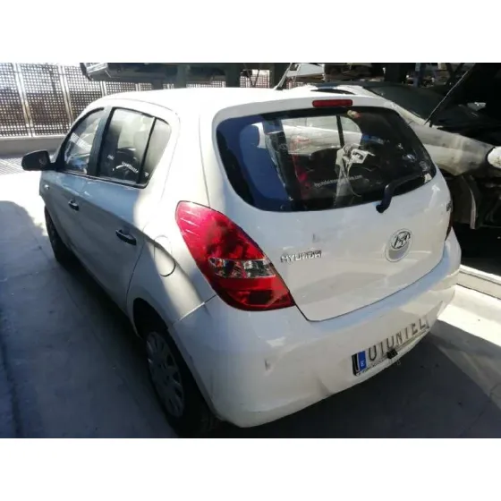 HYUNDAI I20 '2010 COMFORT BLANCO