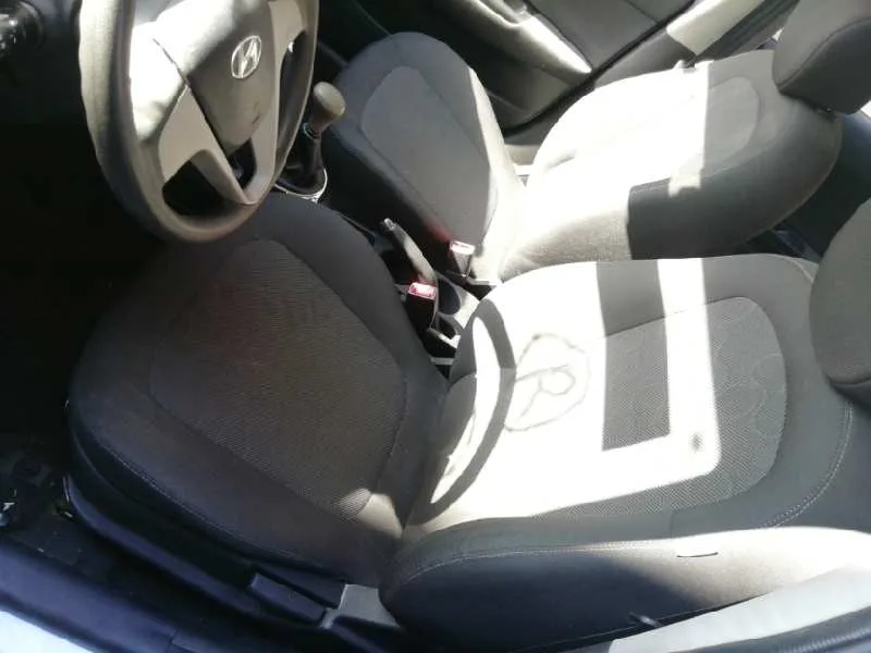 HYUNDAI I20 '2010 COMFORT BLANCO