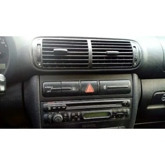 SEAT LEON (1M1) '2003 SPORT NEGRO