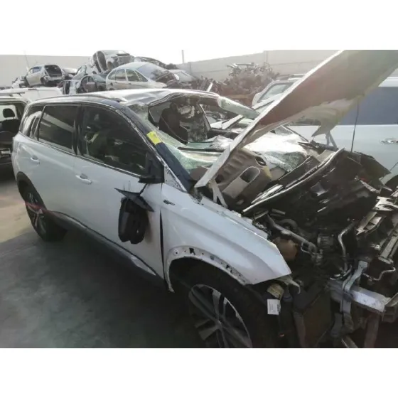 PEUGEOT 5008 '2018 GT BLANCO