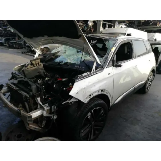 PEUGEOT 5008 '2018 GT BLANCO
