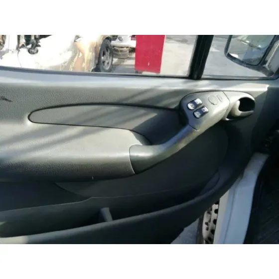 MERCEDES SPRINTER 02.00 -> CAJA CERRADA '2006 311 CDI (903.661-662) BLANCO