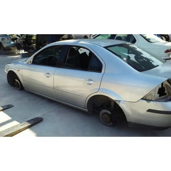 FORD MONDEO BERLINA (GE) '2001 AMBIENTE (06.2003->) (D) PLATA