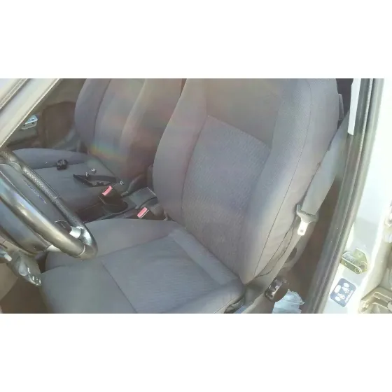 FORD MONDEO BERLINA (GE) '2001 AMBIENTE (06.2003->) (D) PLATA