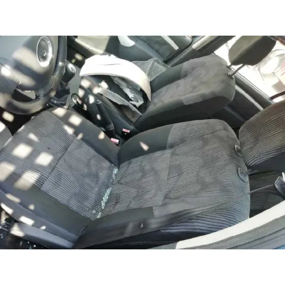 DACIA SANDERO '2008 1.6 CAT GRIS