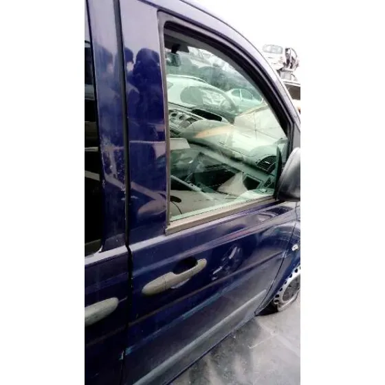 MERCEDES VITO CAJA CERRADA 6.03 -> '2004 111 CDI COMPACTO (639.601) AZUL