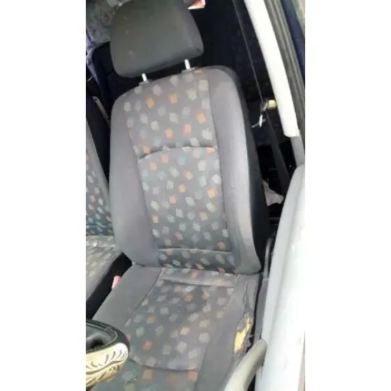 MERCEDES VITO CAJA CERRADA 6.03 -> '2004 111 CDI COMPACTO (639.601) AZUL
