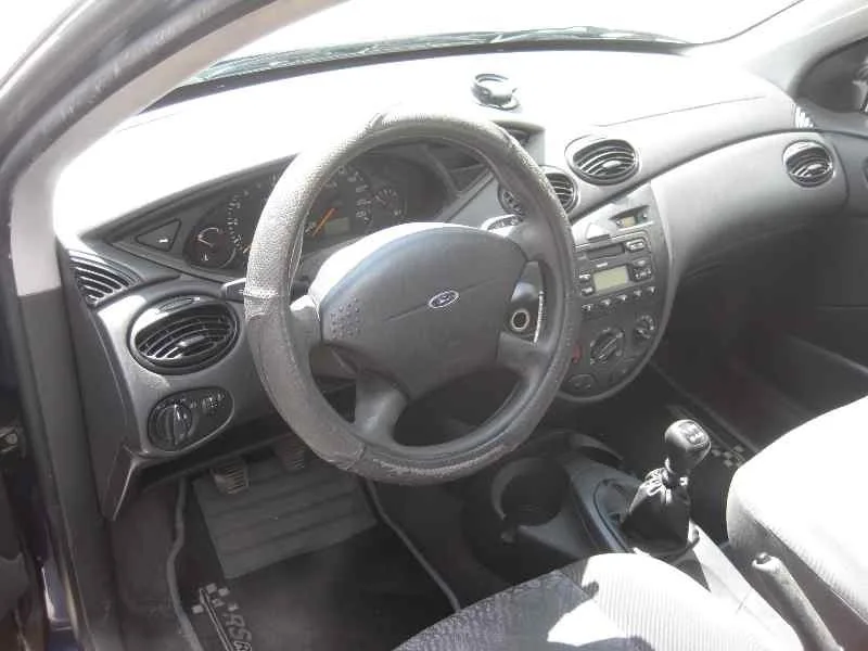 FORD FOCUS TURNIER (CAK) '2000 AMBIENTE AZUL