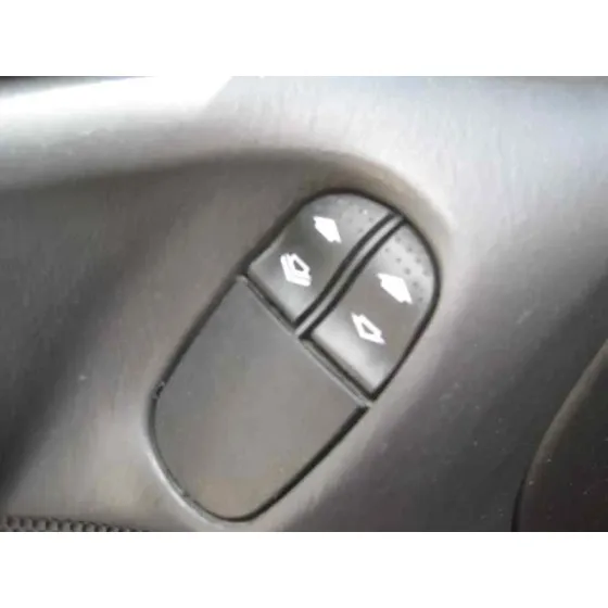 FORD FOCUS TURNIER (CAK) '2000 AMBIENTE AZUL