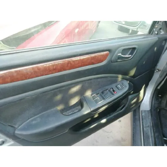 HONDA ACCORD BERLINA (CG7-9/CH1-7) '2002 1.8I LS (CG8) GRIS PLATA