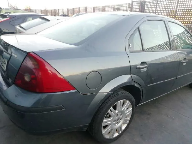 FORD MONDEO BERLINA (GE) '2003 2.0 TDCI CAT GRIS