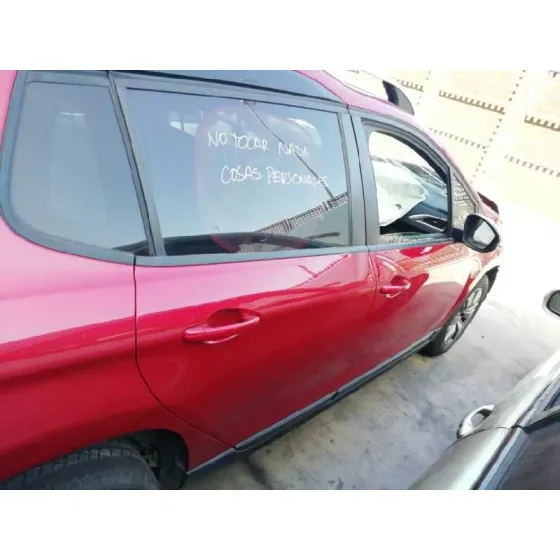 PEUGEOT 2008 (--.2013->) '2017 STYLE ROJO