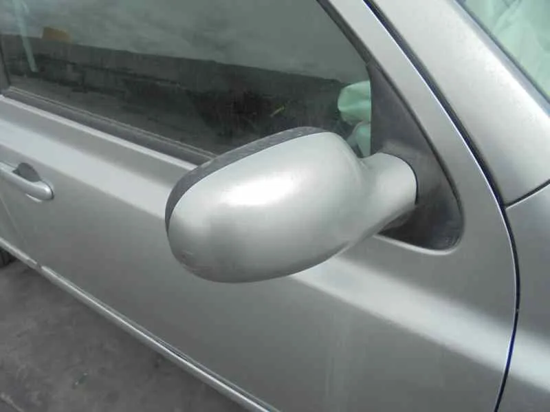 NISSAN MICRA (K12E) NISSAN MICRA (K12E) '2008 ACENTA PLATA 2002
