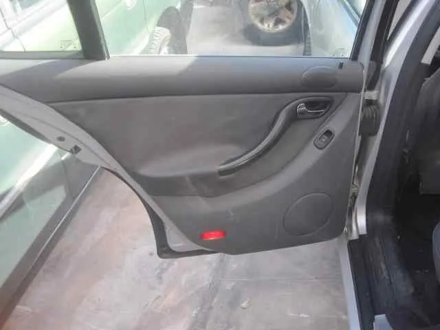 SEAT TOLEDO (1M2) '2002 SELECT PLATA